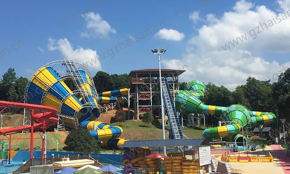 湖南长沙乐水魔方水世界超级龙卷风、暴风谷组合滑道