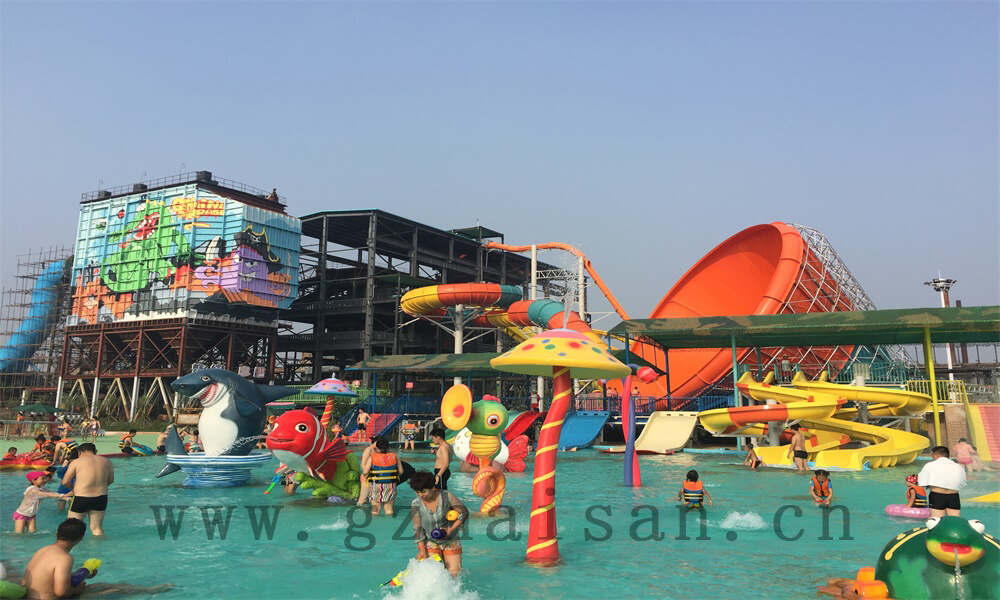 水上游乐园和自然生态环境的关系