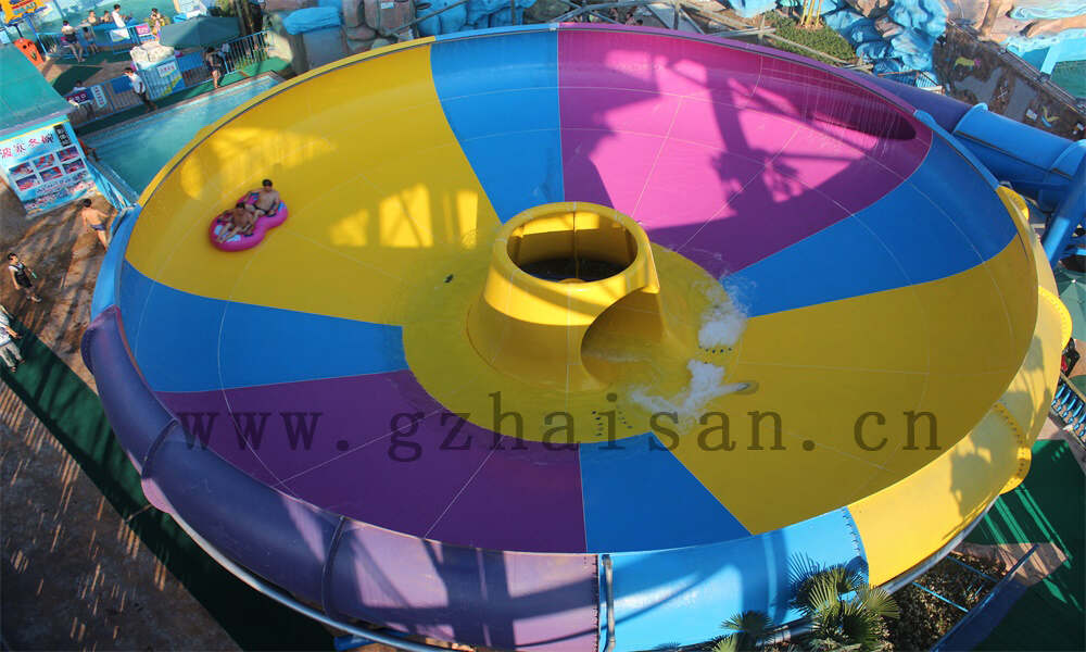 定制水上游乐设备，为您的水上乐园增添更多乐趣