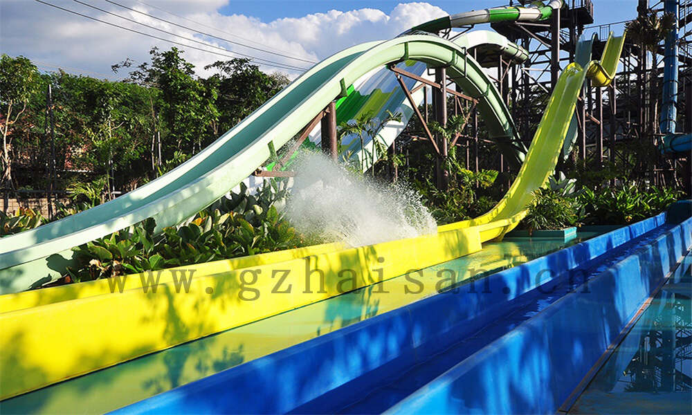 建议定期更新水上乐园设备的原因